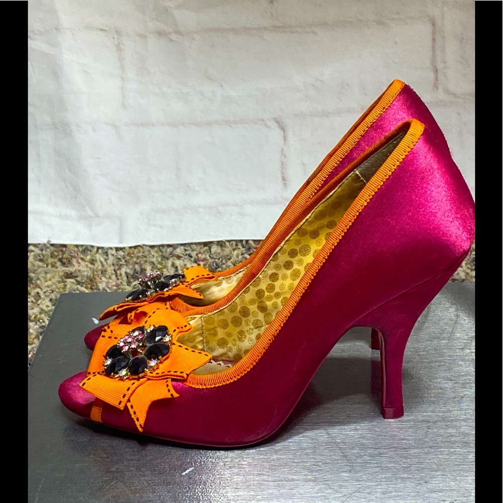Poetic Lincence woman heel size 6